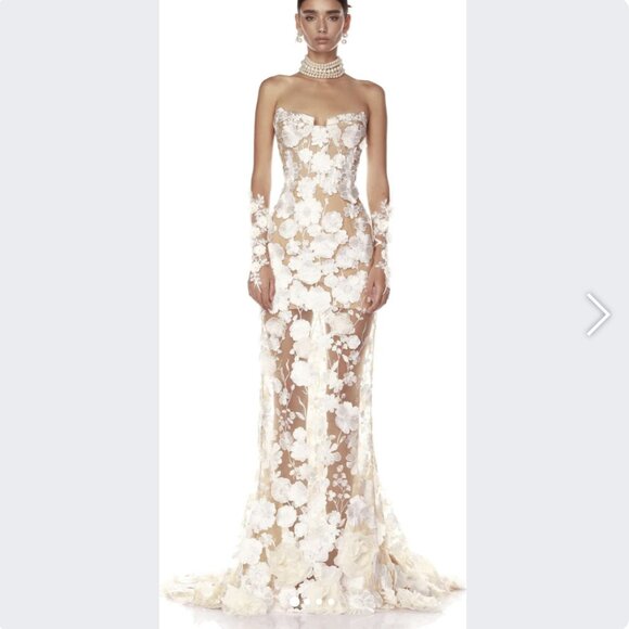 Bronx and Banco “Jasmine Blanc” Bridal Gown — Size US 2 - Picture 3 of 7